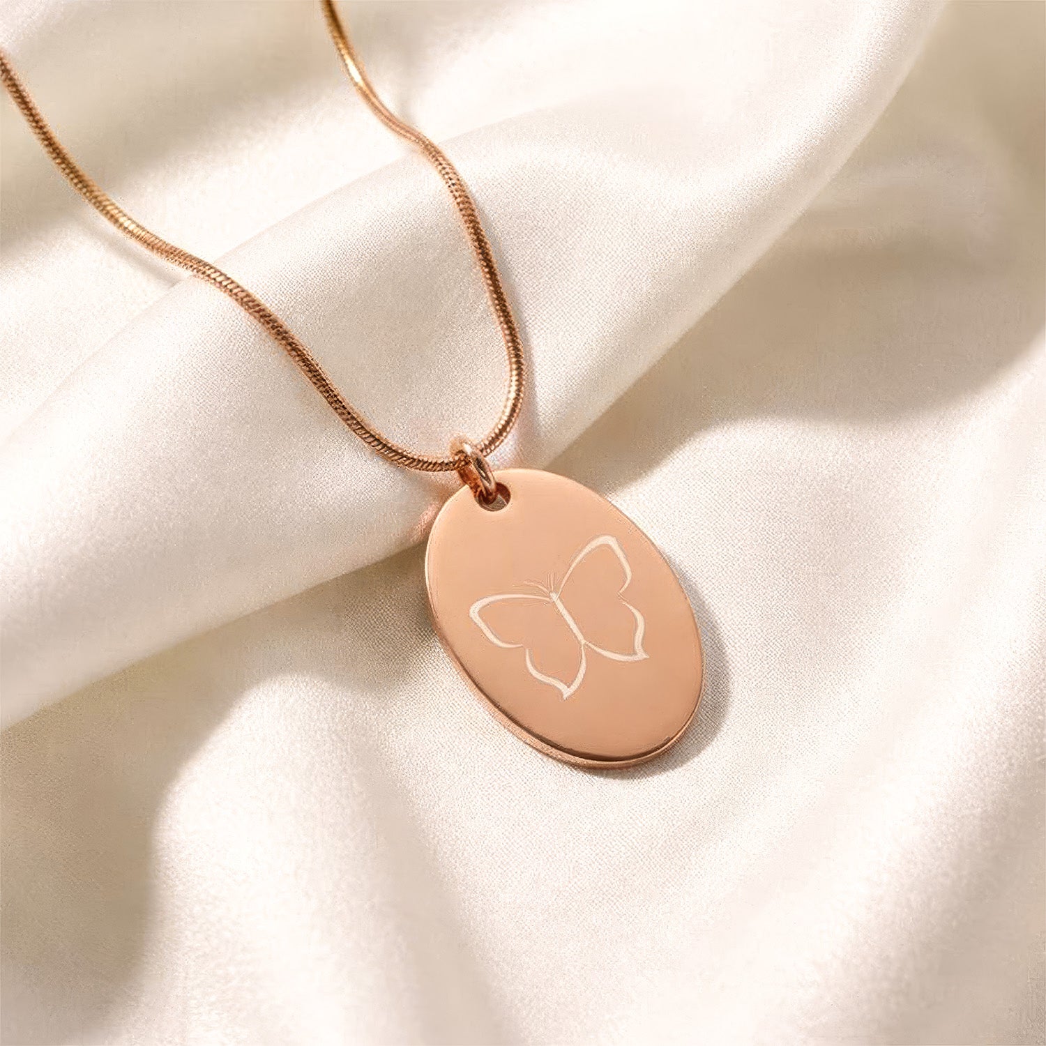 Butterfly Oval Necklace Rose Gold