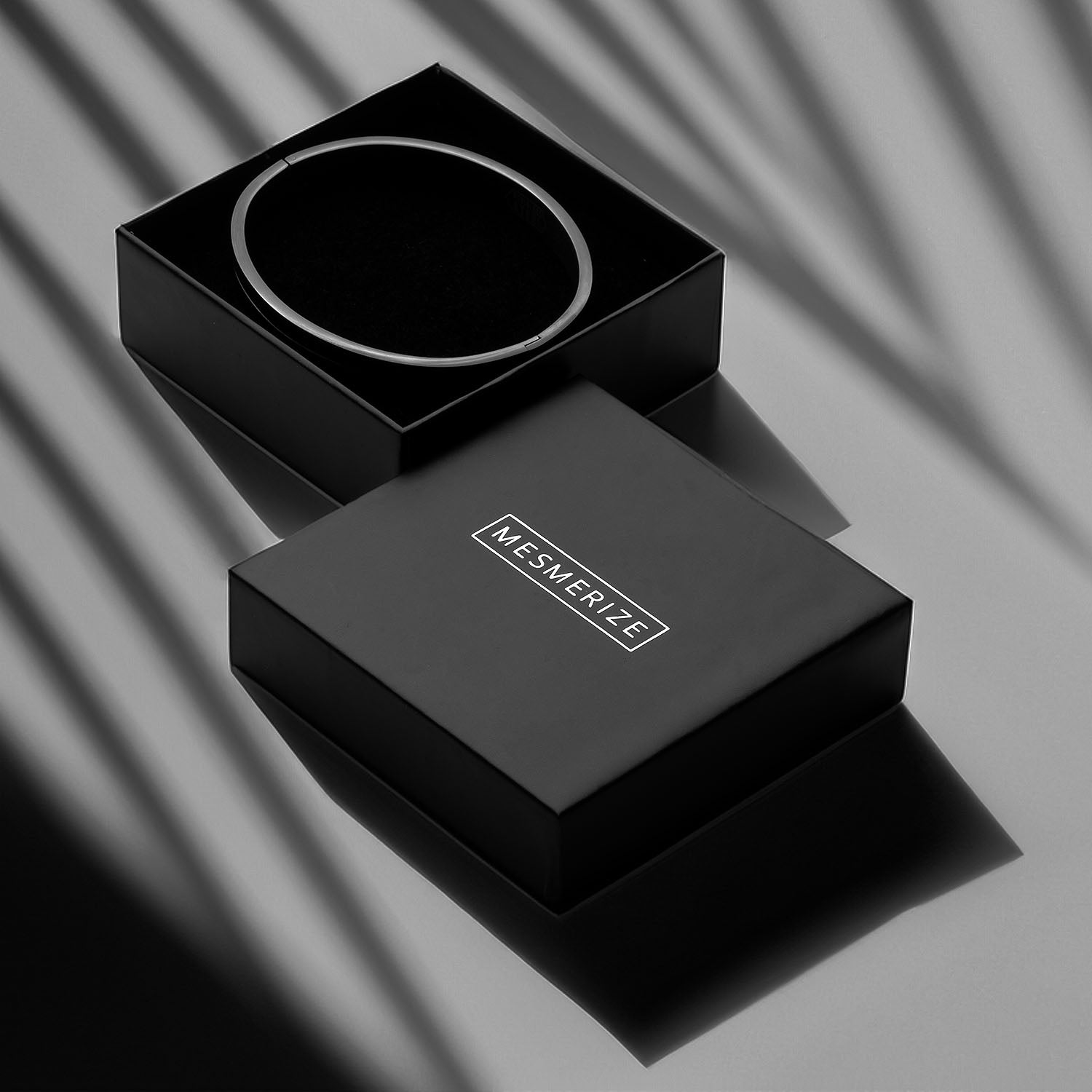 Delta Grid Kada Bracelet with Perosnalisation