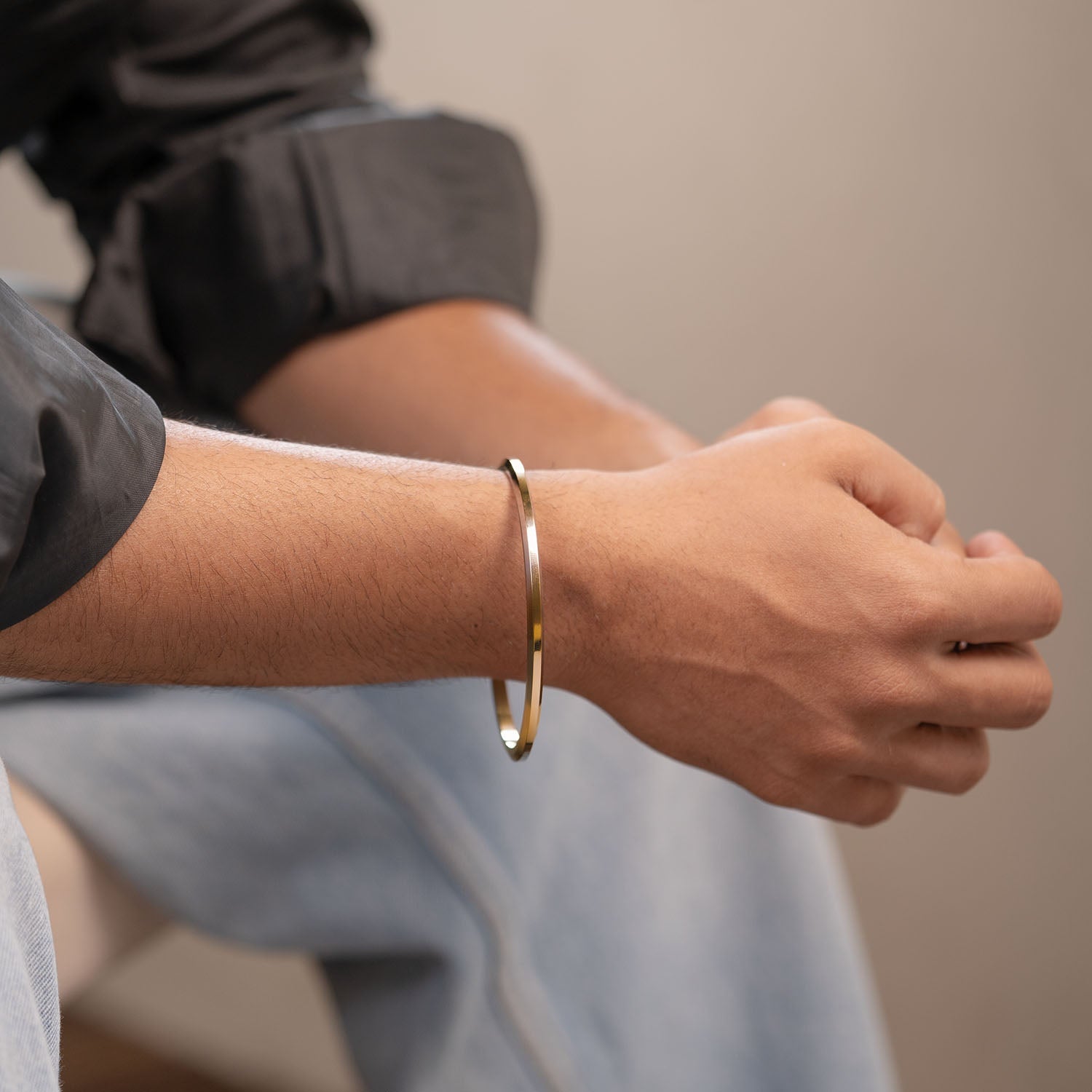 Gold Round Flat Thin Punjabi Kada