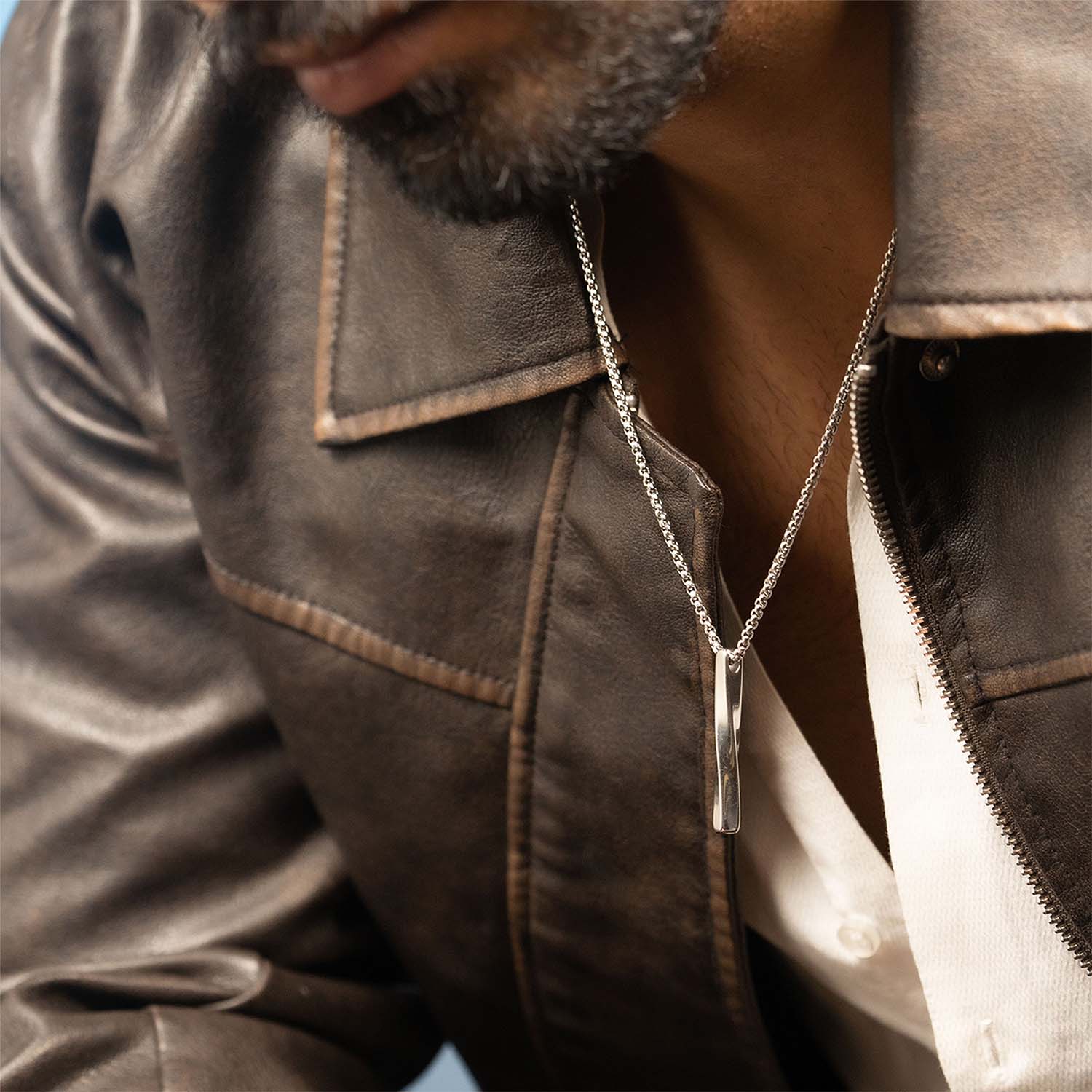 Twisted Bar Necklace Silver