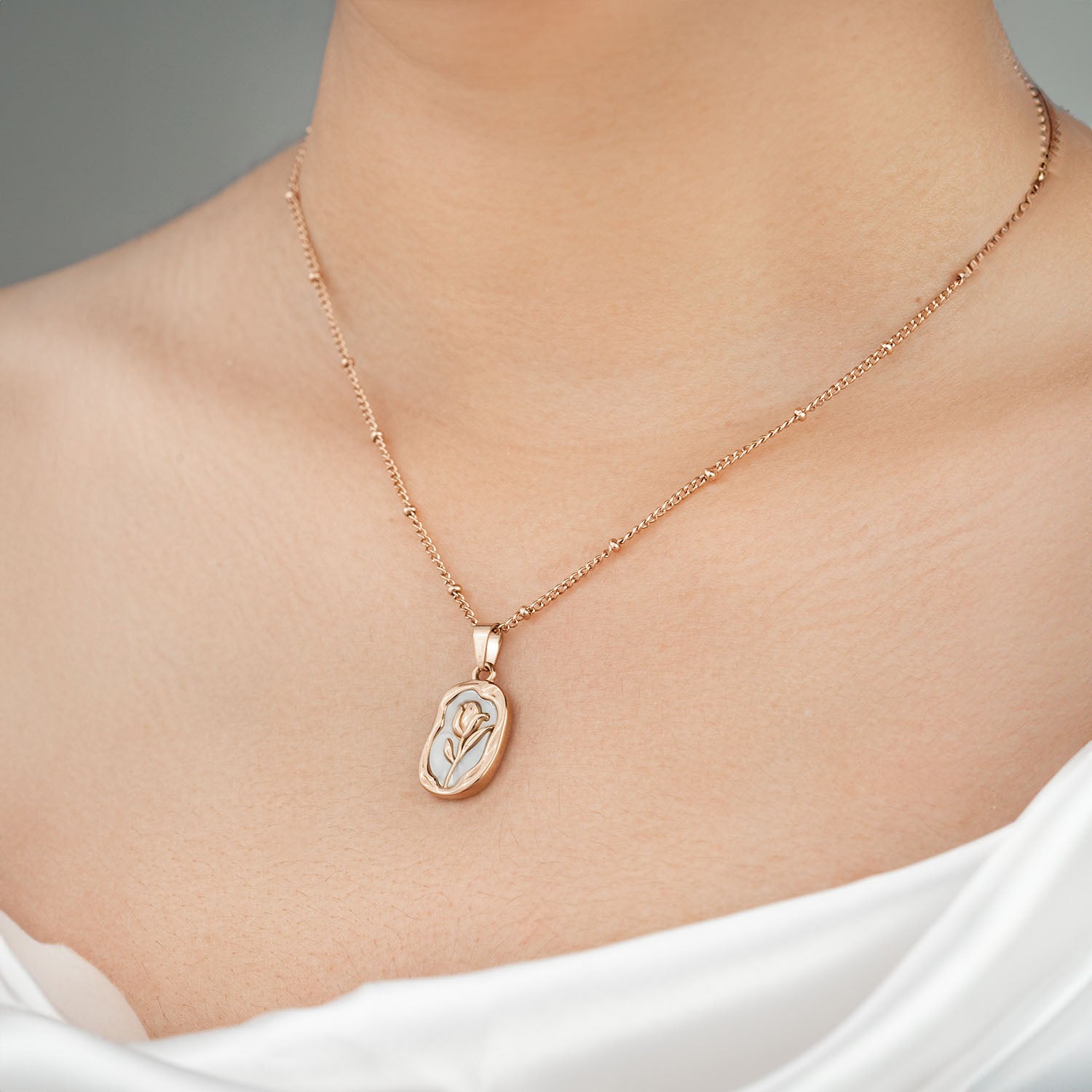 P.S I Love You Belle Rose Necklace