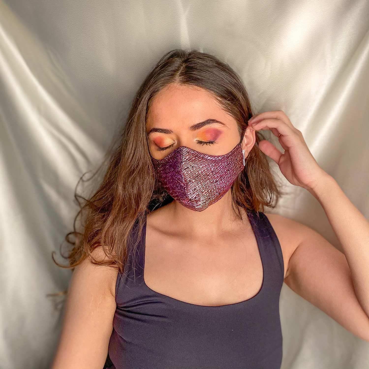 Sangria Ombre Adults Metallic Aero Mask